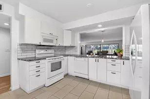 11281 Aspen Glen Dr, Boynton Beach, FL 33437 - Photo 7