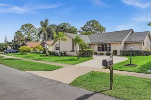 8320 E Waccamaw Ln, Lake Worth, FL 33467 - Photo 39