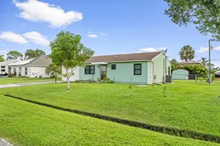 849 SE Celtic Ave, Port Saint Lucie, FL 34983 - Photo 3