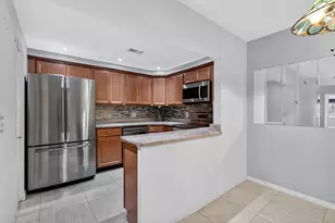 206 Pine HOV Cir, Greenacres, FL 33463 - Photo 5