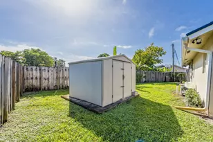 254 NW 2nd Way, Deerfield Beach, FL 33441 - Photo 37