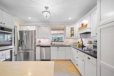 10611 NW 18th Place, Pembroke Pines, FL 33026 - Photo 11