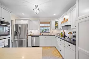 10611 NW 18th Pl, Pembroke Pines, FL 33026 - Photo 11