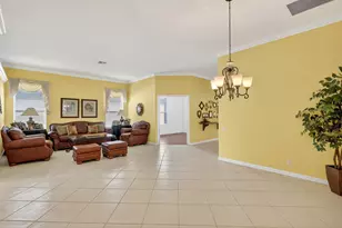 302 NW Toscane Tr, Port Saint Lucie, FL 34986 - Photo 5