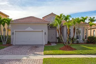 5607 Place Lake Dr, Fort Pierce, FL 34951 - Photo 1