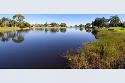 648 SW Lake Charles Circle, Port Saint Lucie, FL 34986 - Photo 5