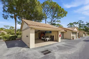 9430 Meadowood Dr, Fort Pierce, FL 34951 - Photo 31