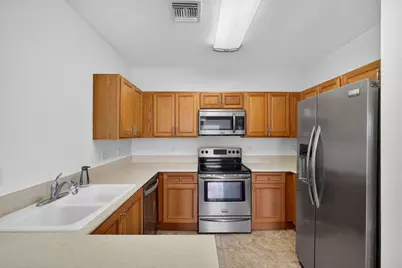 513 Talia Circle, Palm Springs, FL 33461 - Photo 3