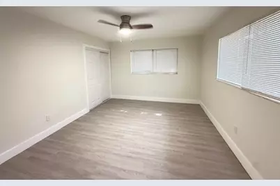 410 SE 1st Avenue, Pompano Beach, FL 33060 - Photo 9