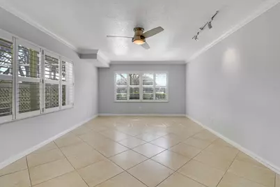 1903 Stratford Way, West Palm Beach, FL 33409 - Photo 11