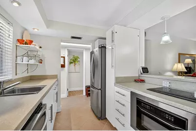 7 Golfs Edge #D, West Palm Beach, FL 33417 - Photo 1
