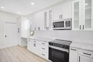 3665 NW Deer Oak Dr, Jensen Beach, FL 34957 - Photo 9