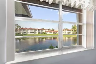 215 Lake Dora Dr, West Palm Beach, FL 33411 - Photo 19