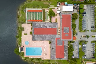 215 Lake Dora Dr, West Palm Beach, FL 33411 - Photo 43