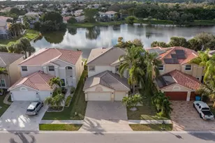 7227 Chesapeake Cir, Boynton Beach, FL 33436 - Photo 3