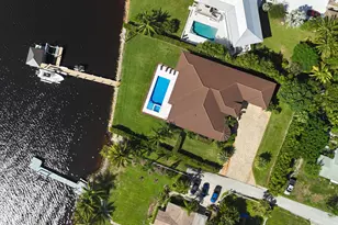 1000 NE Wright Ave, Jensen Beach, FL 34957 - Photo 3