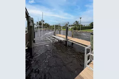 1000 NE Wright Avenue, Jensen Beach, FL 34957 - Photo 53