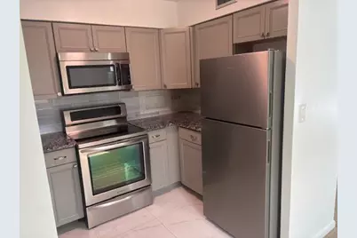 10162 N Meridian Way, Unit #6, Palm Beach Gardens, FL 33410 - Photo 9