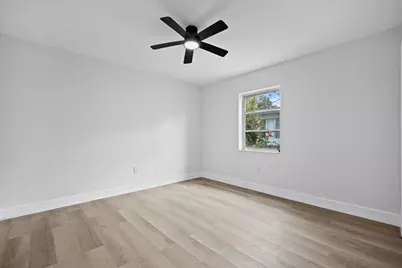 424 N B Street, Lake Worth Beach, FL 33460 - Photo 11
