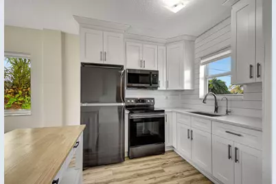 6520 N Ocean Boulevard, Unit #30, Ocean Ridge, FL 33435 - Photo 5