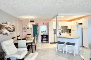 203 Southampton A, West Palm Beach, FL 33417 - Photo 5