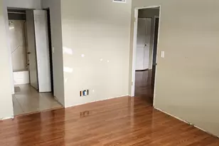 180 Lake Dora Dr, West Palm Beach, FL 33411 - Photo 9