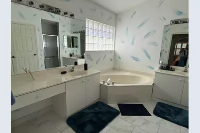 5730 Royal Club Drive, Boynton Beach, FL 33437 - Photo 9