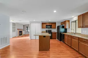 7630 SE Shenandoah Dr, Hobe Sound, FL 33455 - Photo 3