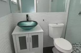 5300 Tyler St, Hollywood, FL 33021 - Photo 13