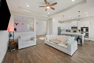 15121 Goldfinch Cir, The Acreage, FL 33470 - Photo 11