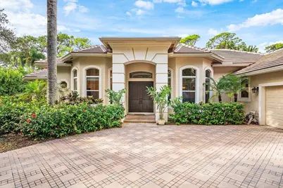 2560 Whispering Oaks Lane, Delray Beach, FL 33445 - Photo 11