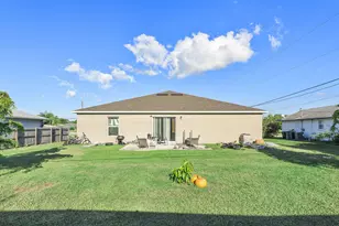 1122 SW Del Rio Blvd, Port Saint Lucie, FL 34953 - Photo 25