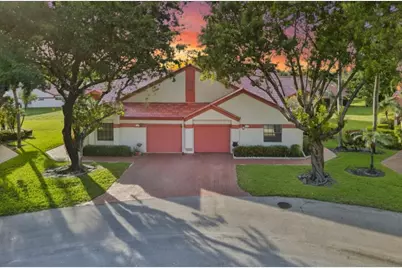 7548 Lexington Club Boulevard, Unit #B, Delray Beach, FL 33446 - Photo 3