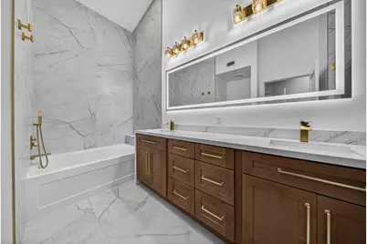 7548 Lexington Club Boulevard, Unit #B, Delray Beach, FL 33446 - Photo 17