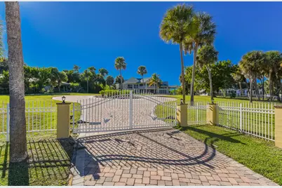 3343 S Indian River Drive, Fort Pierce, FL 34982 - Photo 3