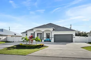 2662 SW Import Dr, Port Saint Lucie, FL 34987 - Photo 3