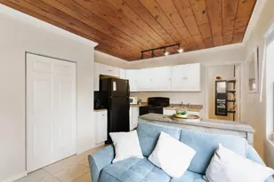 614 N 7th St, Lantana, FL 33462 - Photo 7