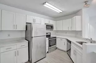 4015 W McNab Rd, Pompano Beach, FL 33069 - Photo 13