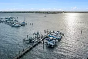 415 NW North River Dr, Stuart, FL 34994 - Photo 43