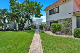 1901 N Riverside Dr #1, Pompano Beach, FL 33062 - Photo 9