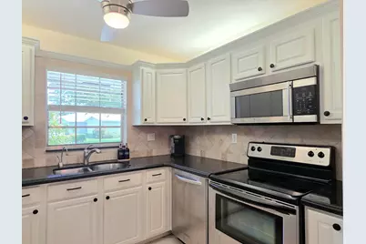 14732 Canalview Drive, Unit #A, Delray Beach, FL 33484 - Photo 17