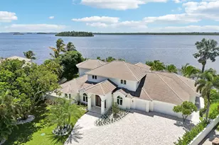 526 Point Ln, Vero Beach, FL 32963 - Photo 1