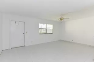 398 Flanders I, Delray Beach, FL 33484 - Photo 5