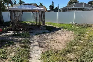 190 SW Ray Ave, Port Saint Lucie, FL 34953 - Photo 37