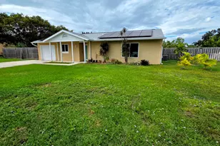 2209 SE East Dunbrooke Cir, Port Saint Lucie, FL 34952 - Photo 15