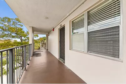 2650 NW 49th Avenue, Unit #422, Lauderdale Lakes, FL 33313 - Photo 27