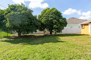 594 SW Grove Ave, Port Saint Lucie, FL 34983 - Photo 15