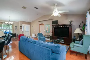 594 SW Grove Ave, Port Saint Lucie, FL 34983 - Photo 5