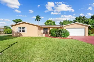 1827 Pinehurst Dr, West Palm Beach, FL 33407 - Photo 1