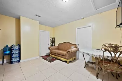 1827 Pinehurst Drive, West Palm Beach, FL 33407 - Photo 15